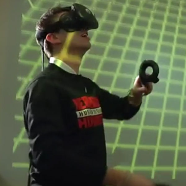 A special topics course in virtual reality worlds is a collaboration between the College of Engineering and College of Arts and Sciences. (University Communications)