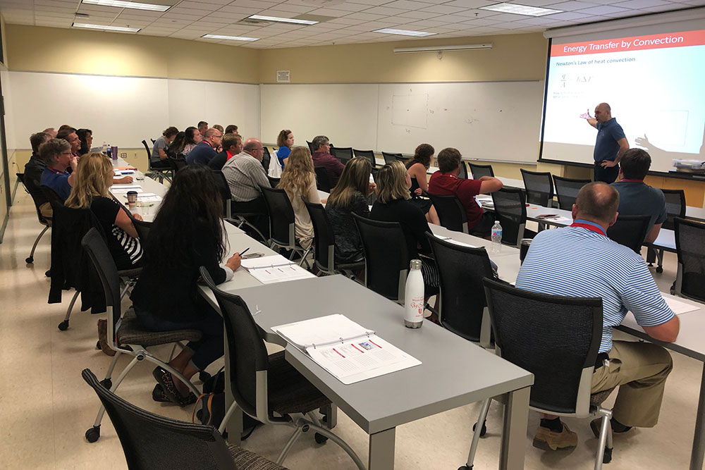 Chemical and biomolecular engineering faculty provided insight into approaches to chemical engineering problems for high school STEM teachers during attended the Chemical Engineering Secondary Education STEM Workshop on June 28. 