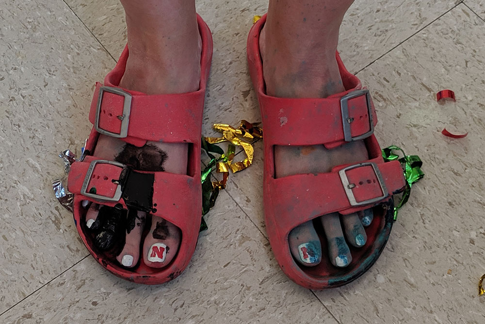 Not even painted toe nails were protected from the paint that was used during #LINKBASH.
